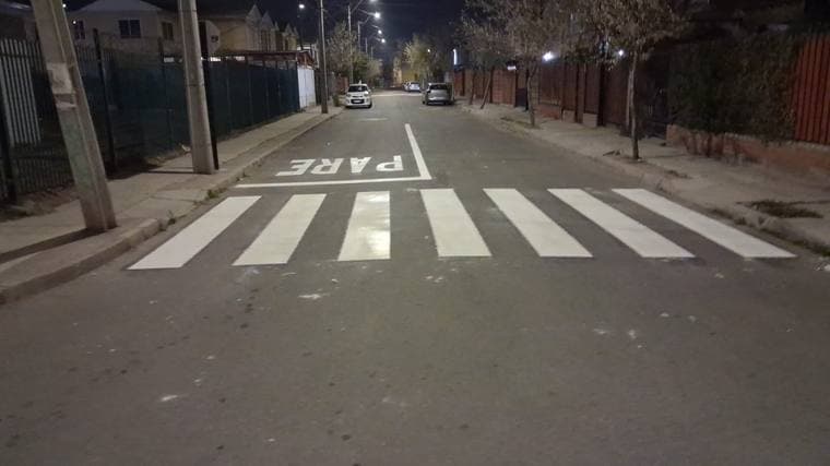 PARE y paso peatonal